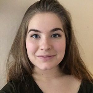 Meet your Posher, Carolyn